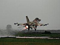 ВВС Израиля атаковали цели на юге Ливана