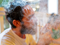 Минздрав рекомендует полностью запретить курение медицинской марихуаны в течение трех лет