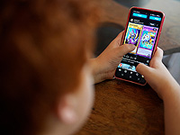 Великобритания запретит социальные сети для детей до 16 лет
