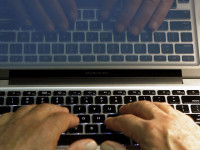 Профсоюз врачей требует от минздрава принять меры против мошеннической рекламы лечения