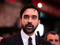Мамдани: 