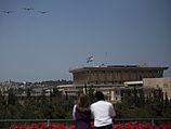 Самолеты ВВС Израиля на параде в небе над Иерусалимом. 26.04.2012