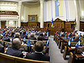 Массовая драка на заседании Верховной Рады Украины: одному из депутатов разбили голову