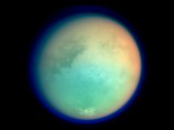 Снимок Титана, сделанный автоматическим зондом Cassini в 2004 году