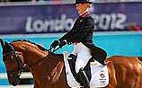 Конное троеборье:  золото завоевала сборная Германии. Внучка королевы стала серебряным призером