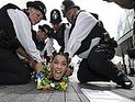 FEMEN в Лондоне: топлесс-протест против участия 