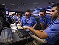 Curiosity успешно сел на Марс и прислал первые снимки