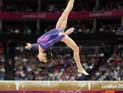 Упражнения на бревне: золото и серебро выиграли китаянки. Александра Райзман завоевала бронзу