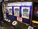 Косовар выиграл в казино $64 млн, но ему предложили лишь бесплатный обед