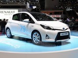 В Израиль прибыл хэтчбек Toyota Yaris Hybrid – самый дешевый 