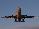 Boeing 747, летевший из Москвы в Египет, экстренно сел в Крыму из-за впавшего в кому пассажира