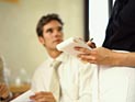 Саудовский блогер сравнил официанток с проститутками