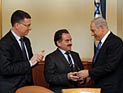 Николаю Шварцу, учителю физики из Арада, вручена премия Трампа