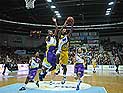 В группе, в которой играет 