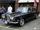 Верка Сердючка купила Rolls-Royce Фредди Меркьюри, но ездить на нем не будет