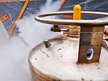 В Тверии мужчина угрожал покончить с собой, взорвав баллон с газом