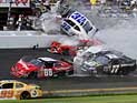 Авария на гонках NASCAR: пострадали 28 человек