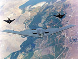Американский бомбардировщик B-2, способный нести 15-тонную бомбу MOP