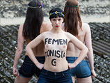 Активистки FEMEN Маргарит, Полин и Жозефин