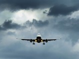 Пассажирский самолет Boeing 737-800 совершил аварийную посадку в Новосибирске