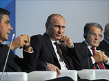 Президент РФ Владимир Путин на заседании международного дискуссионного клуба 