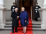 Махмуд Аббас и Даля Грибаускайте. Вильнюс, 21 октября 2013 года