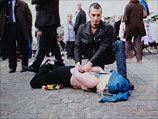 Акция FEMEN в Фужере. 26 октября 2013 года