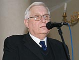 Олег Басилашвили в больнице в связи с болезнью легких 