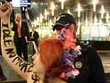 Секстремистки FEMEN попытались прорваться к премьер-министру Канады
