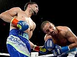 Бокс: суперчемпион Андре Уорд победил 