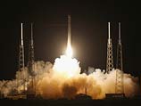 Компания SpaceX вывела на орбиту первый коммерческий спутник