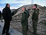 Министр обороны Моше Яалон на учениях бригады 