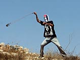 Задержаны 16 жителей Азарии и Абу-Диса, бросавших камни в полицейских