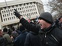 Премьер-министр Крыма взял силовиков под контроль и позвал Путина на помощь