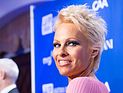 Памела Андерсон отметила 25-летие дебюта в Playboy новыми фото в обнаженном виде