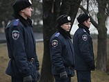 В Мариуполе митингующие пытались захватить здание городской прокуратуры