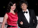 Ронни  Вуд из The Rolling Stones продает 