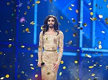 Кончита Вур на сцене 