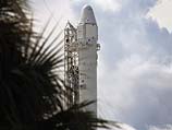Ракета Falcon 9 (SpaceX) перед стартом 