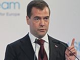 Медведев об угрозе блокировки соцсетей: 