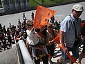 Тысячи людей поддержали призыв Ахметова и приняли участие в акции 
