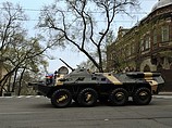 Украинские силовики: границу Украины пересекли российские БТРы
