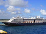 Пассажирский лайнер MS Westerdam