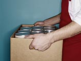Иранские неимущие получат продовольственную помощь