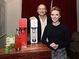 Скарлетт Йоханссон и продукция SodaStream