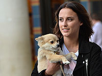 Люси Уотсон на презентации PETA 1 октября 2014 года