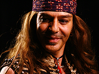 Кутюрье Джон Гальяно, изгнанный из профессии за антисемитизм, вернулся в мир моды