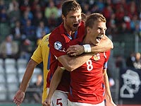 Голландцы победили сборную Казахстана. Чехи выигрывают в Турции