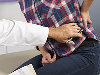 По подозрению в домогательствах к несовершеннолетним задержан врач-педиатр