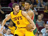 Кевин Лав набрал 25 очков. Команда Дэвида Блатта победила 